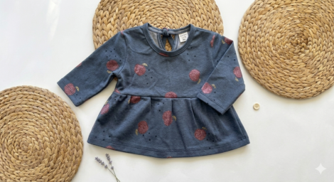 REMERA MINI APPLE